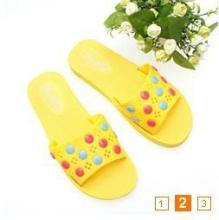 大連金州鞋帽零售新風(fēng)向 男女拖鞋批發(fā)零售一站式服務(wù)解析